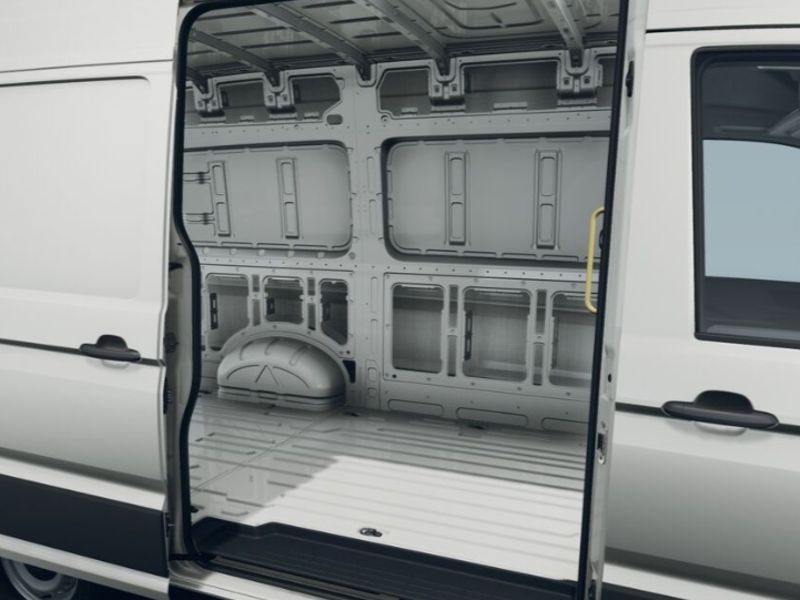 GuidiCar - VOLKSWAGEN INDUSTRIALI NUOVO CRAFTER 1 Crafter Van 35 L3H3 2.0 TDI 103 kW ant. man. Nuovo